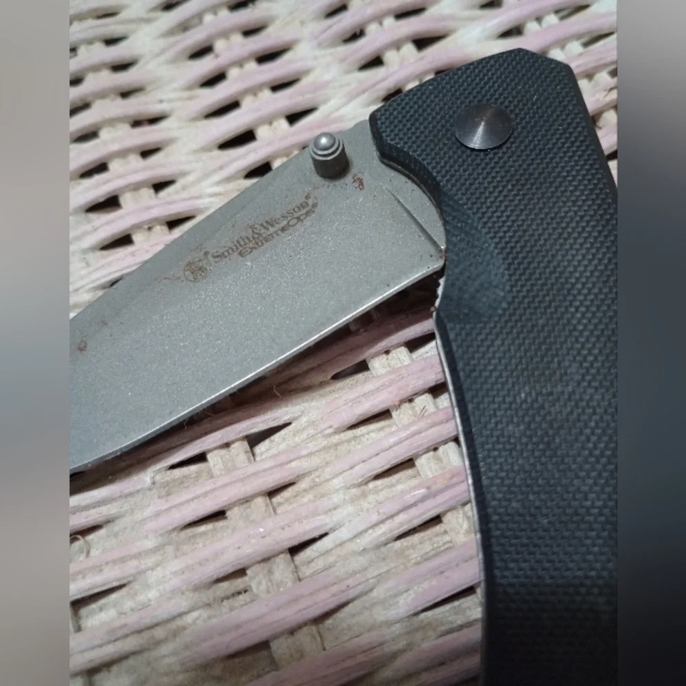 Smith & Wesson extreme ops knife